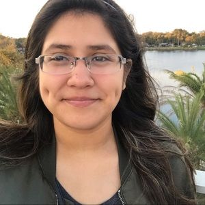 Meet your Posher, Karina